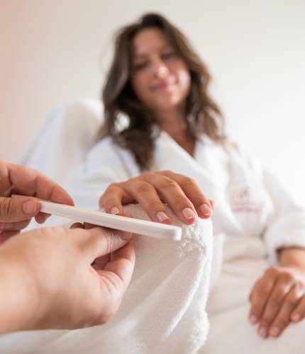 Maniküre im Hotel Schütterhof in Schladming