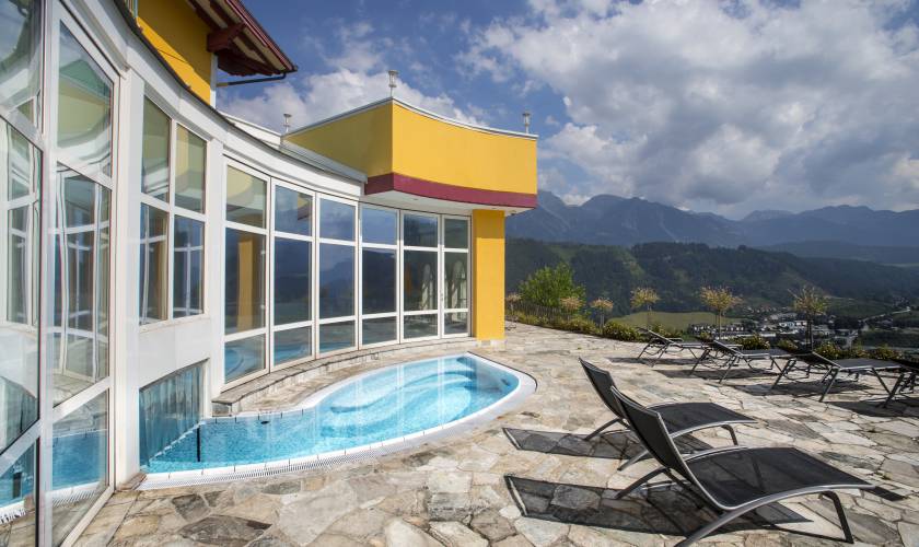 Family pool in the Schütterhof in Schladming