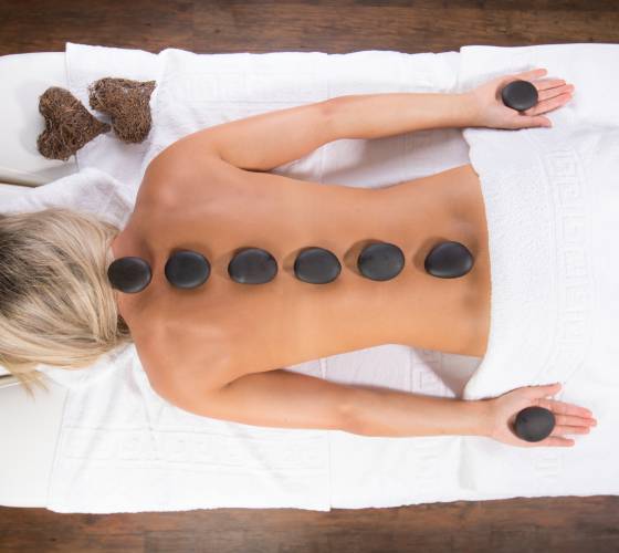 Hot Stone Massage im Hotel Schütterhof in Schladming