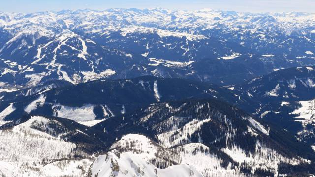 Ausblick auf die Schladminger Berge im Winter