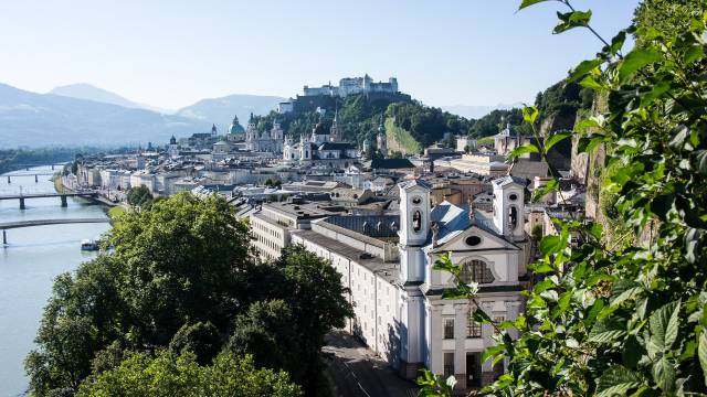 Stadt Salzburg im Sommer