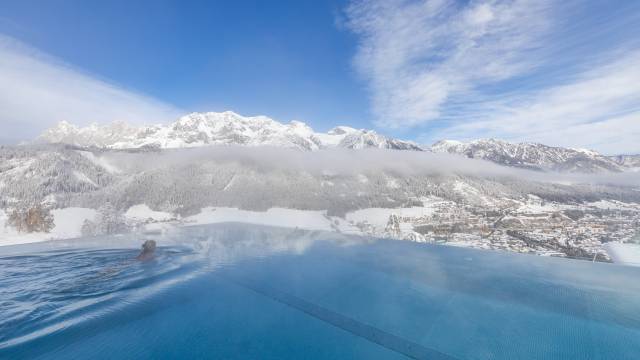 Infinity Pool im Hotel Schütterhof